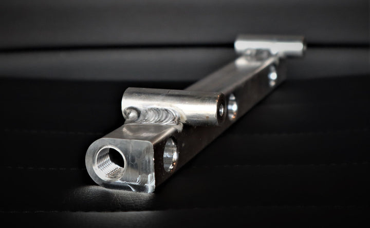  LaRue Performance Textron Wildcat XX Billet Fuel Rail - Threaded - 6 ORB Made for ID injectors Can Support up to 500 HP CAD designed & CNC machined in-house Made in the USA